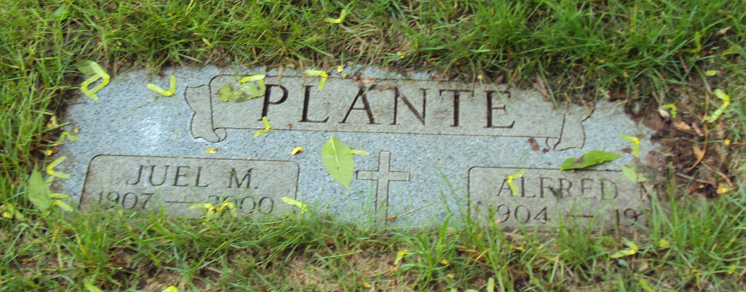 Grave Site of Juel and Alfred Montrose Plante  